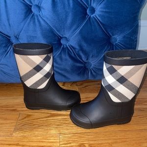 BURBERRY toddler rain boots